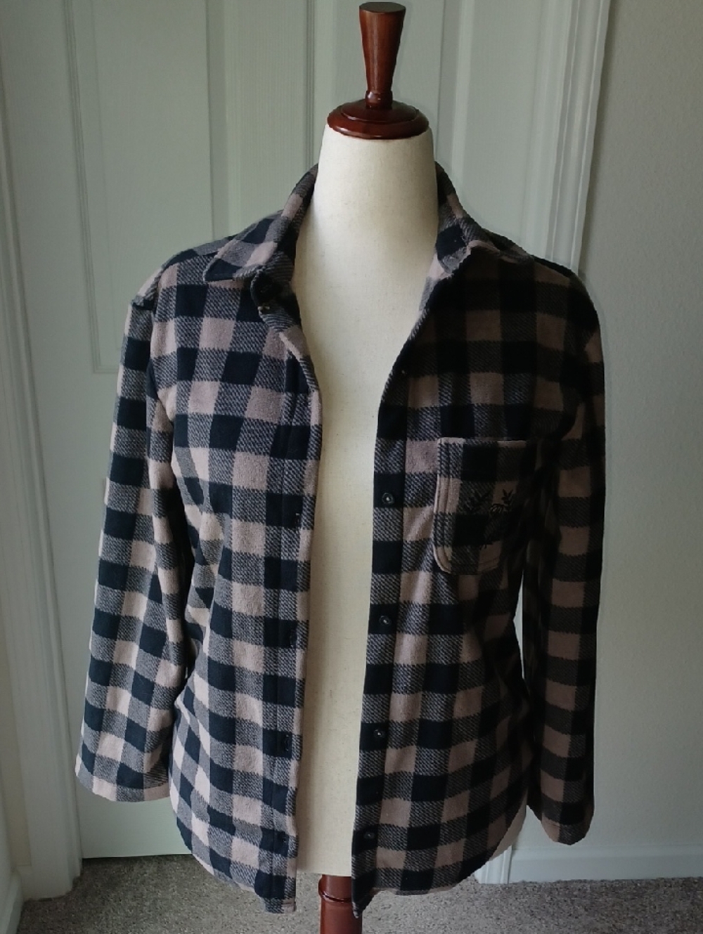 Victoria's Secret Black & Taupe Plaid Comfy Pajama Top XS
